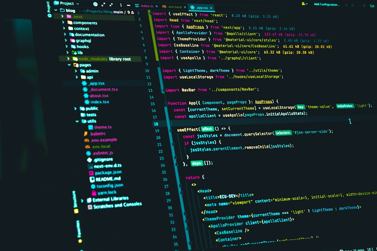 React source code in a code editor for React JS web development